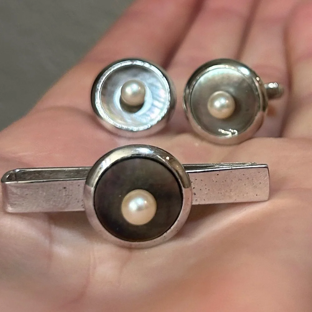 Vintage 1950's Sterling Silver & Pearl Tie Pin and Cuff Links in mother of pearl